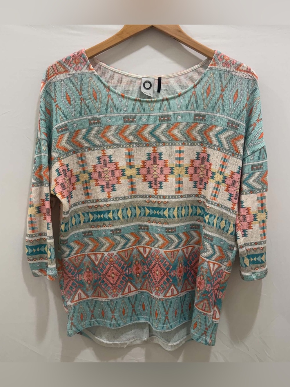 Anthropologie Akemi + Kin Mint and Pink Aztec-Patterned Knit Pullover Women M